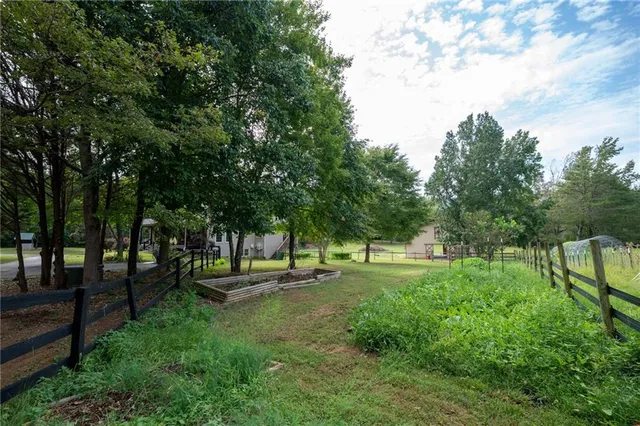 $725,000 | 502 East Valley Road Northeast, Rydal, GA 30171