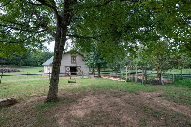 $725,000 | 502 East Valley Road Northeast, Rydal, GA 30171