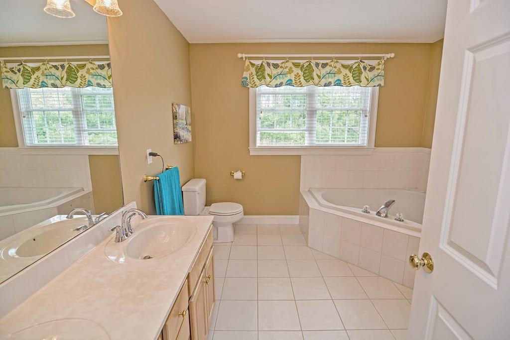 16 Noreen Road Mansfield, MA 02048 - Photo 26 of 41 Gallery Image 26