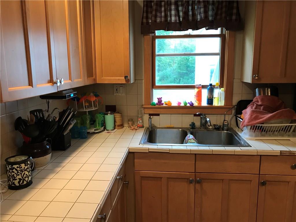3983 North Hermitage Road Transfer, PA 16154 - Photo 6 of 23 Gallery Image 6