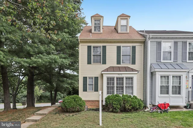 $615,000 | 7673 Northern Oaks Court, Springfield, VA 22153