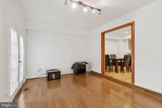 $585,000 | 7673 Northern Oaks Court, Springfield, VA 22153