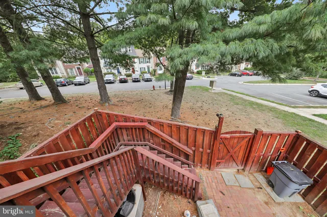 $585,000 | 7673 Northern Oaks Court, Springfield, VA 22153