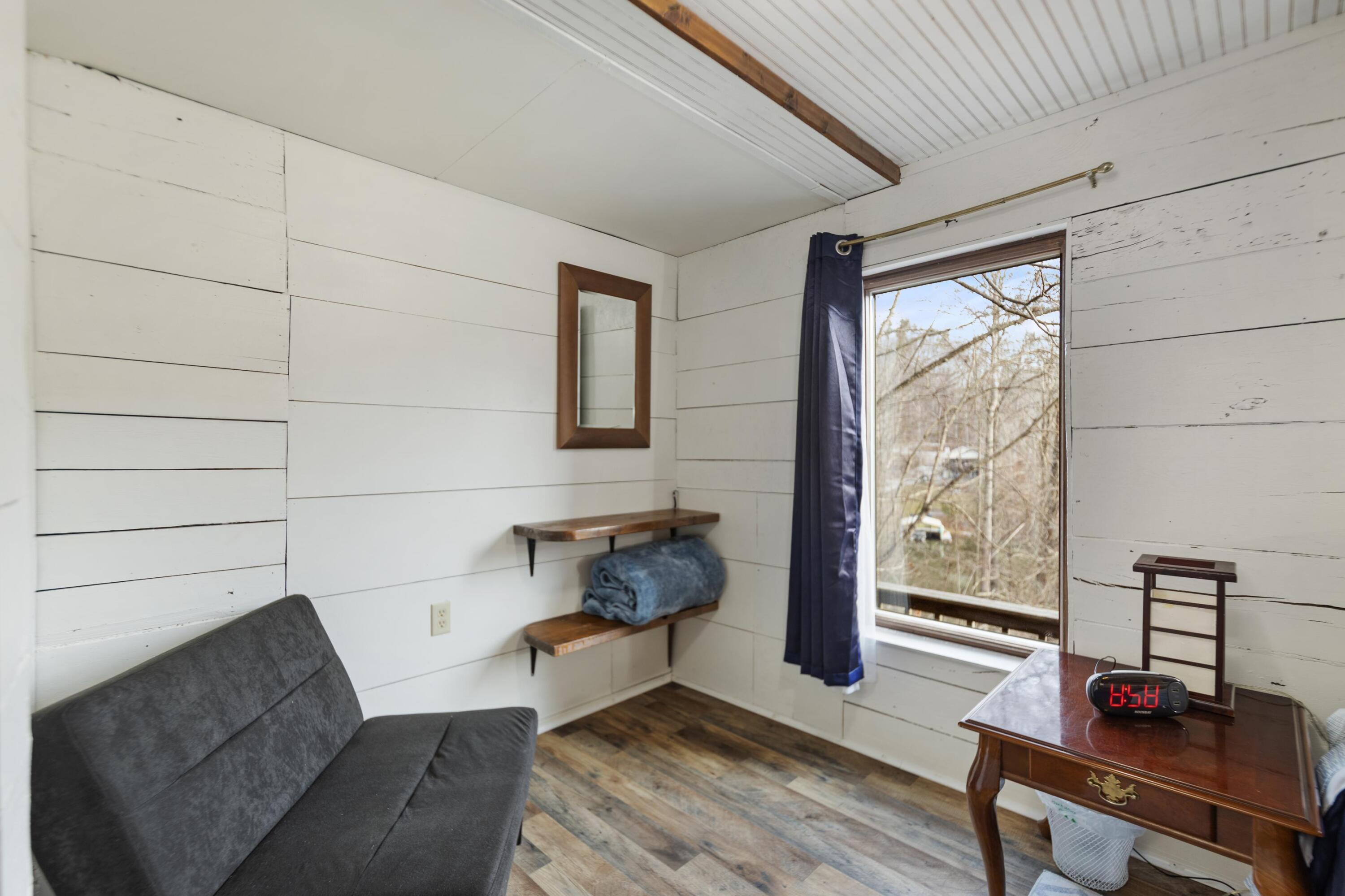 560 Fisherman Cove Road London, KY 40741 - Photo 33 of 48 118A0222