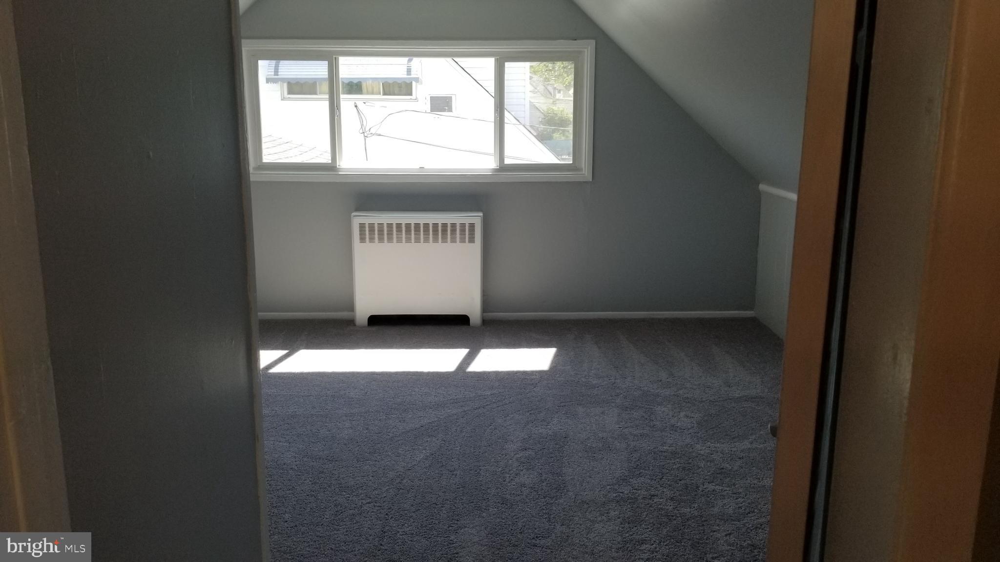 43 Micahill Road Levittown, PA 19056 - Photo 13 of 18 Gallery Image 13