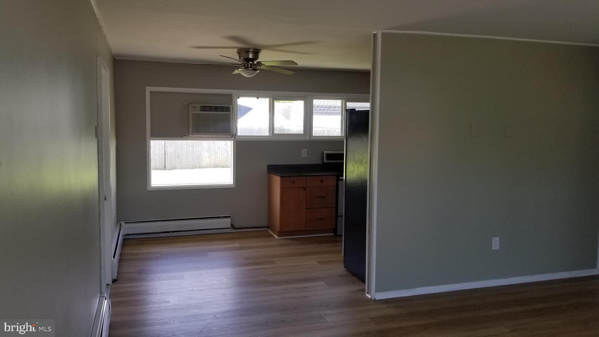 43 Micahill Road Levittown, PA 19056 - Photo 5 of 18 Gallery Image 5