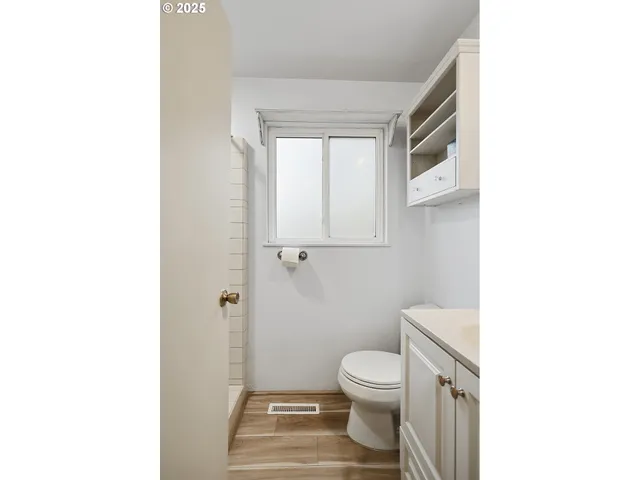 $449,000 | 616 D Street, Dallesport, WA 98617