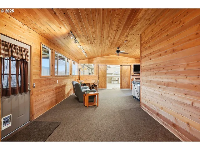 $449,000 | 616 D Street, Dallesport, WA 98617