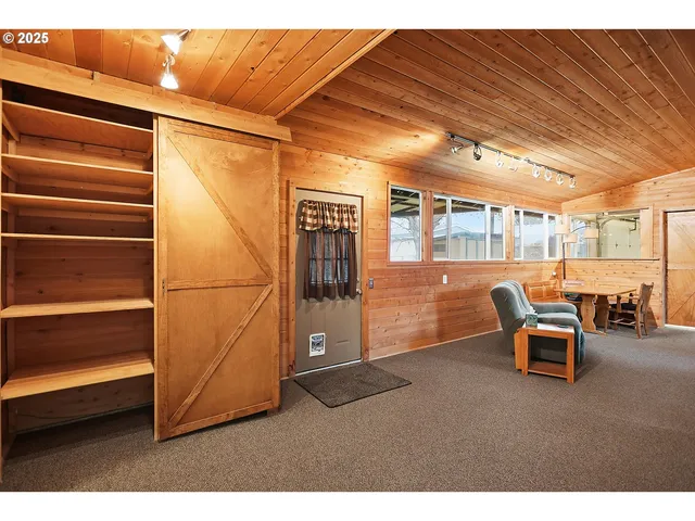 $449,000 | 616 D Street, Dallesport, WA 98617