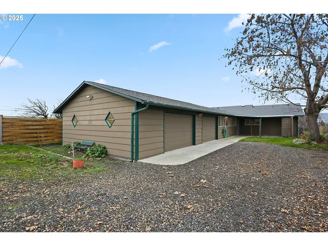 $449,000 | 616 D Street, Dallesport, WA 98617