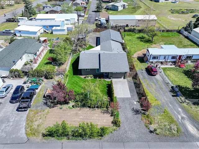 $449,000 | 616 D Street, Dallesport, WA 98617