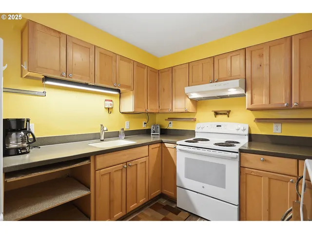 $449,000 | 616 D Street, Dallesport, WA 98617