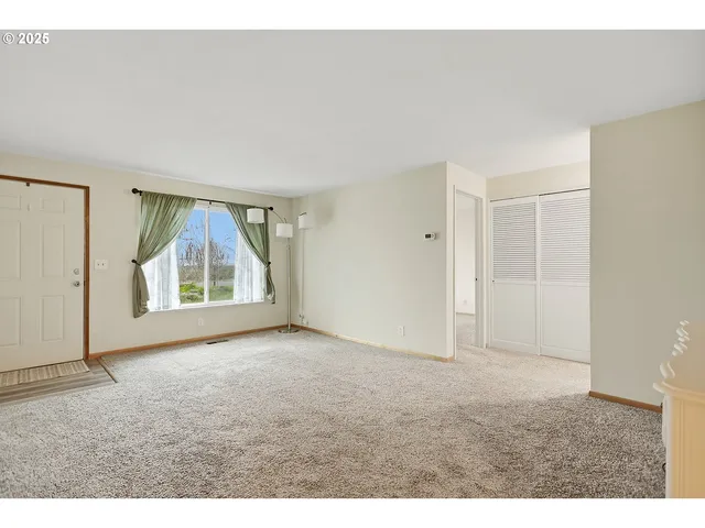 $449,000 | 616 D Street, Dallesport, WA 98617