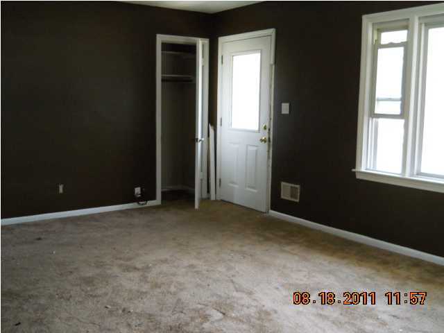 1532 Rangeland Road Louisville, KY 40219 - Photo 3 of 9 Additional Photo