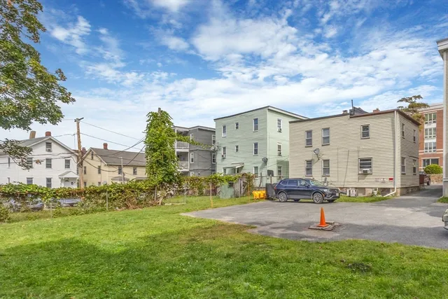 $3,100 | 18 School Street, Unit 2, Boston, MA 02119