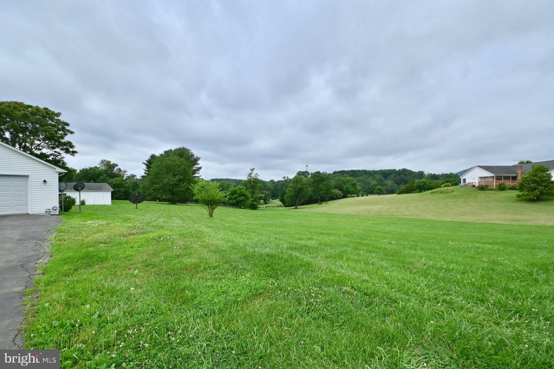 11639 Hume Road Hume, VA 22639 - Photo 16 of 33 Gallery Image 16