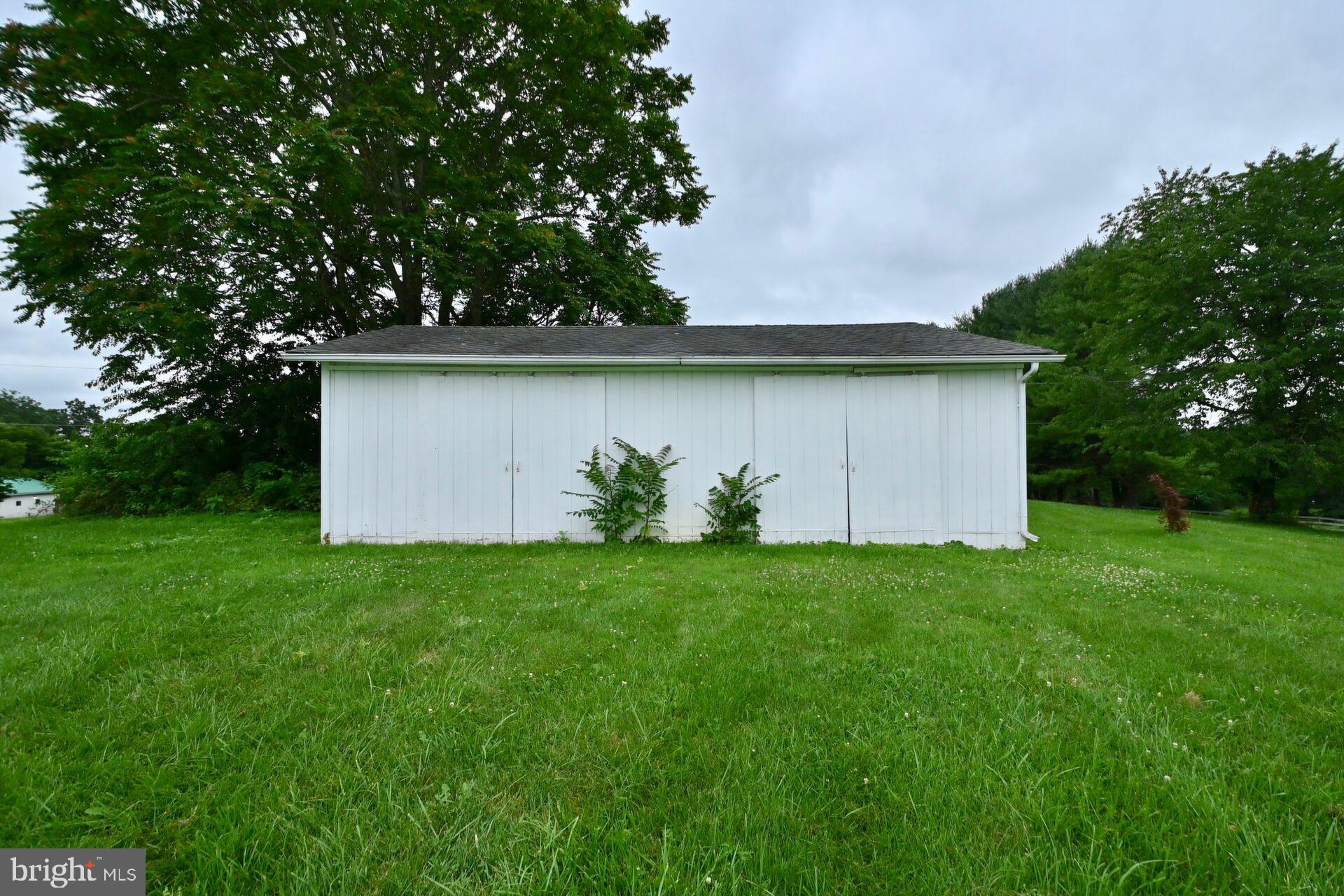 11639 Hume Road Hume, VA 22639 - Photo 30 of 33 Gallery Image 30