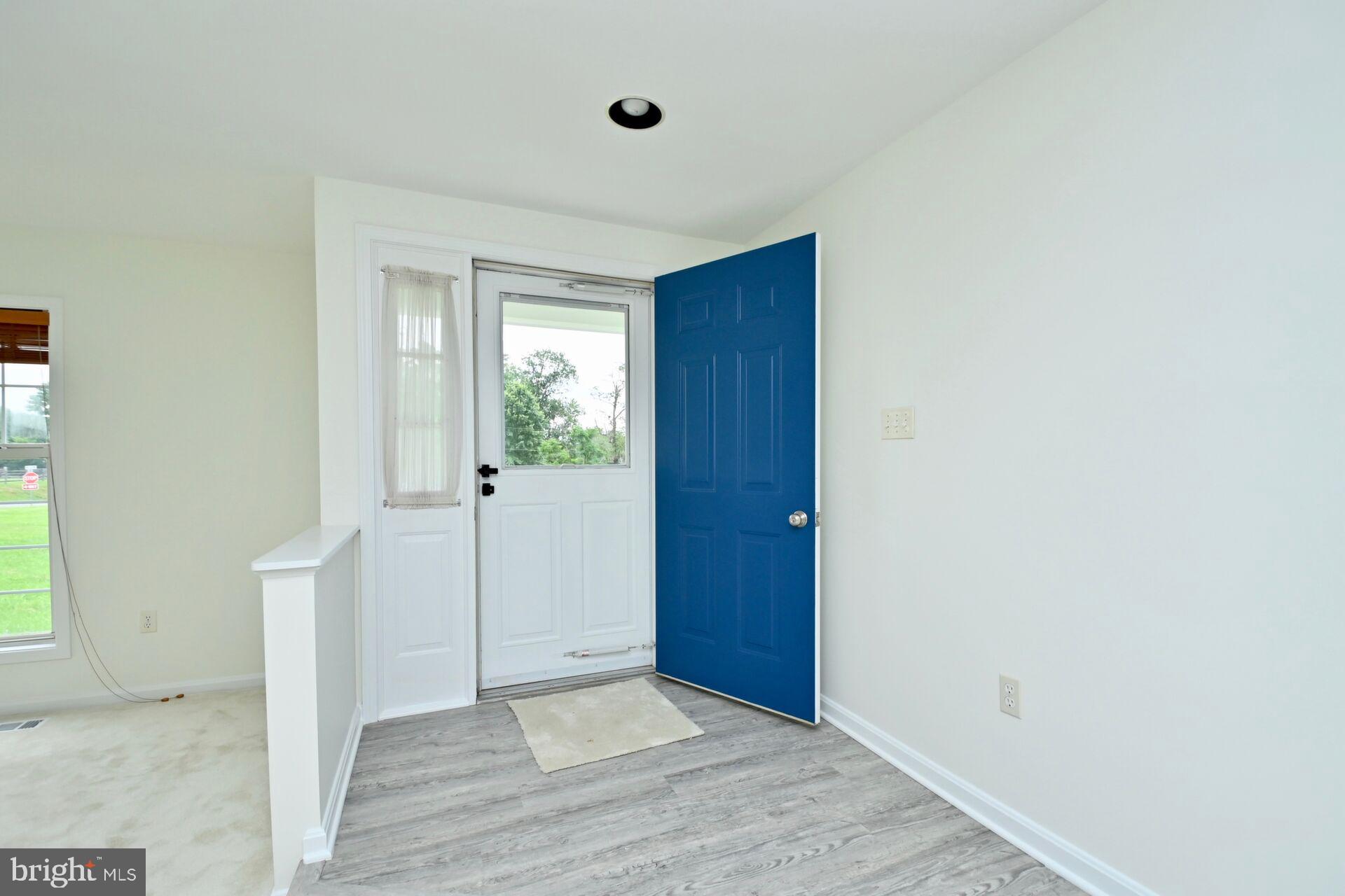 11639 Hume Road Hume, VA 22639 - Photo 4 of 33 Gallery Image 4