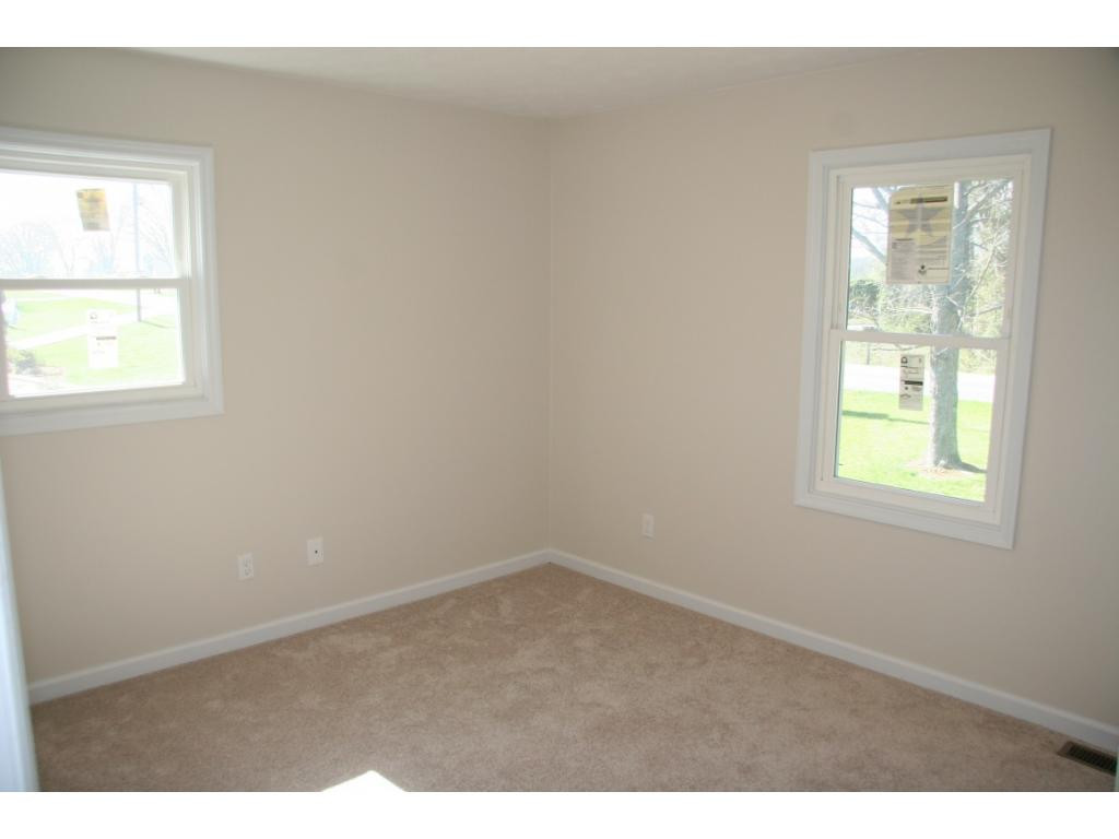 266 Berry Ridge Road Jonesborough, TN 37659 - Photo 12 of 25 Photo 12