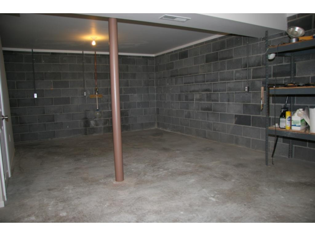 266 Berry Ridge Road Jonesborough, TN 37659 - Photo 19 of 25 Photo 19