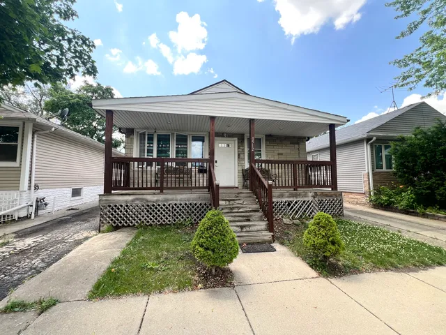 $214,500 | 1512 North 32nd Avenue, Melrose Park, IL 60160