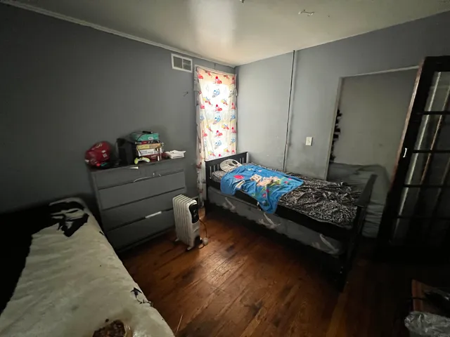 $214,500 | 1512 North 32nd Avenue, Melrose Park, IL 60160