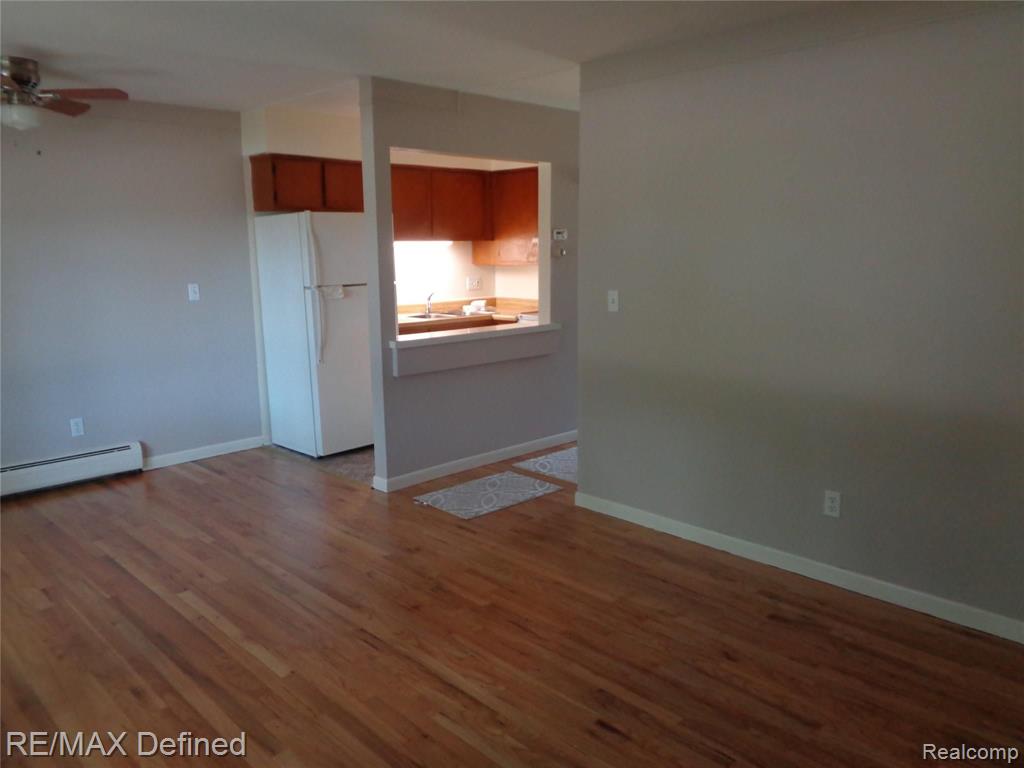 45060 Platt Street Utica, MI 48317 - Photo 5 of 11
