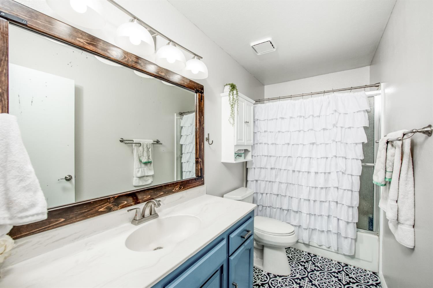 1535 Buckingham Avenue Clovis, CA 93611 - Photo 21 of 33