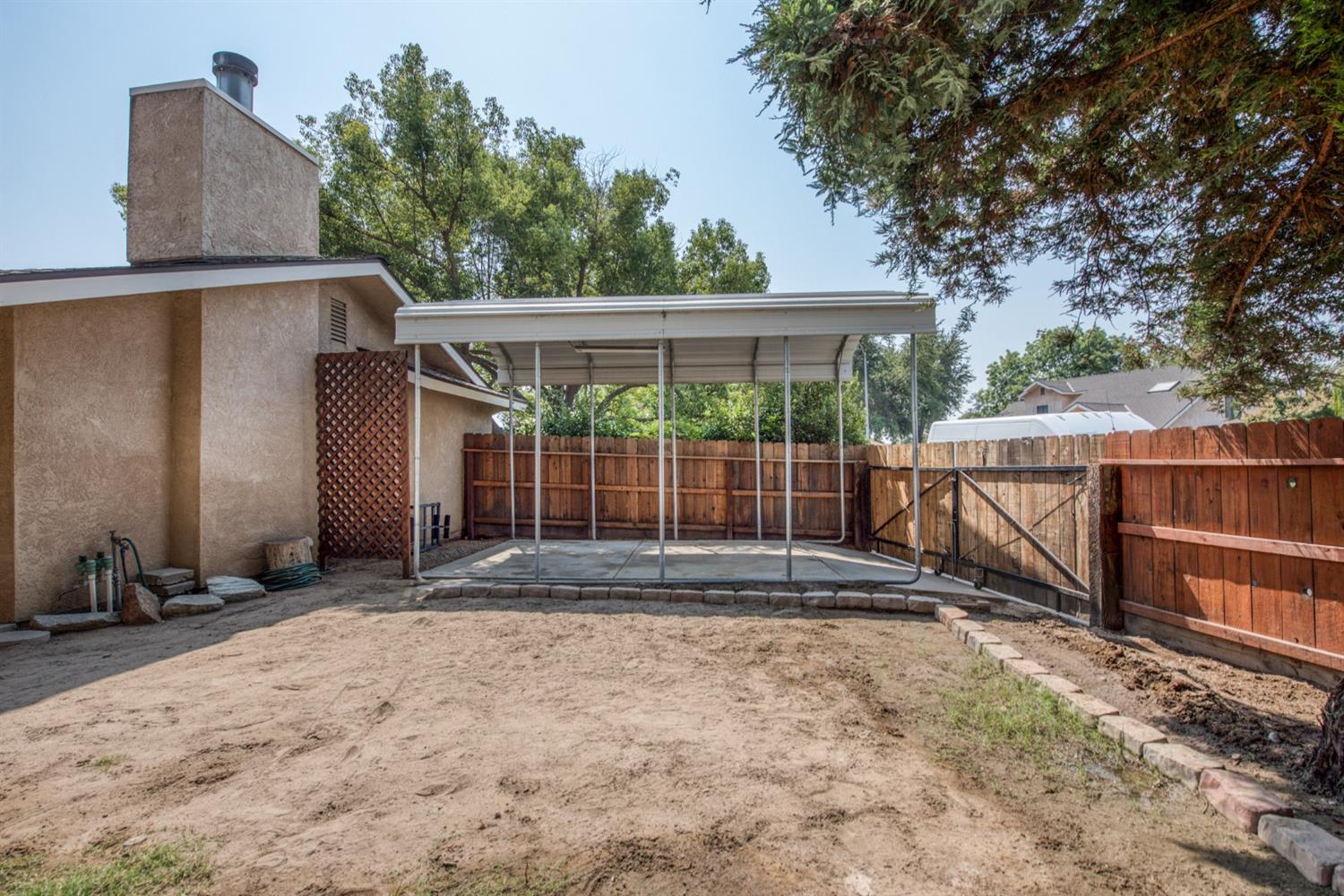 1535 Buckingham Avenue Clovis, CA 93611 - Photo 30 of 33