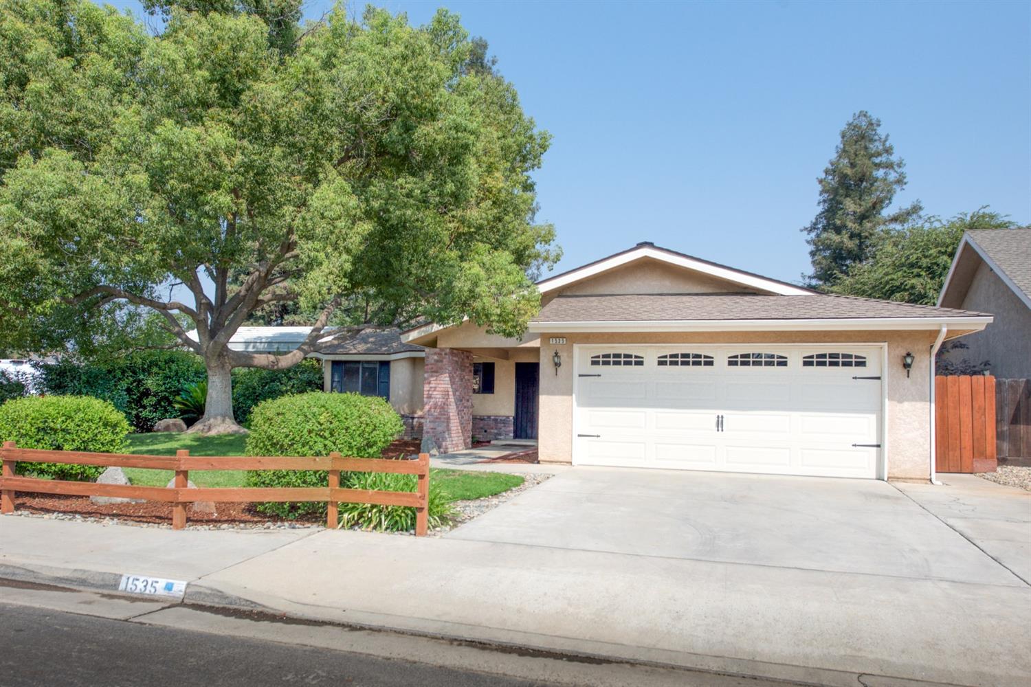 1535 Buckingham Avenue Clovis, CA 93611 - Photo 5 of 33