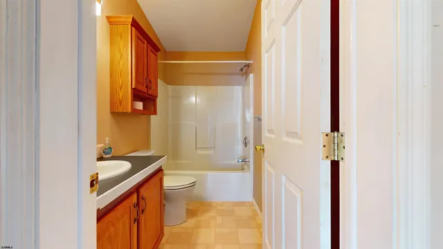 $195,000 | 72 Knollwood Drive, Mays Landing, NJ 08330