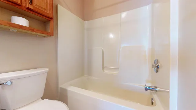 $195,000 | 72 Knollwood Drive, Mays Landing, NJ 08330