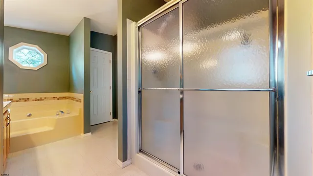 $195,000 | 72 Knollwood Drive, Mays Landing, NJ 08330