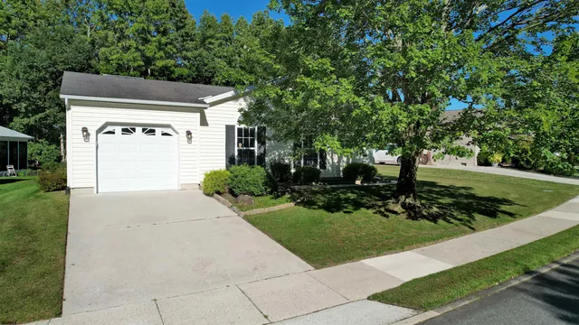 $195,000 | 72 Knollwood Drive, Mays Landing, NJ 08330