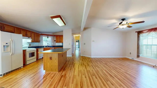 $195,000 | 72 Knollwood Drive, Mays Landing, NJ 08330