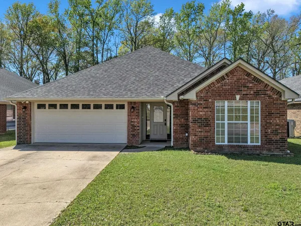 $269,000 | 5 Oak Run, White Oak, TX 75693