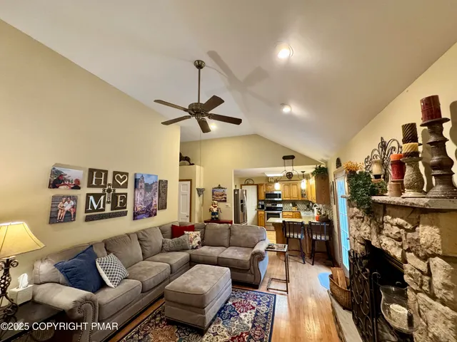 $425,000 | 284 Eastshore Drive, East Stroudsburg, PA 18301