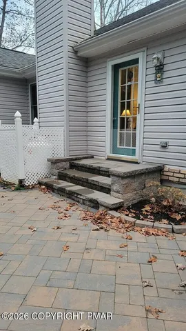 $425,000 | 284 Eastshore Drive, East Stroudsburg, PA 18301