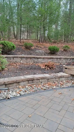 $419,900 | 284 Eastshore Drive, East Stroudsburg, PA 18301