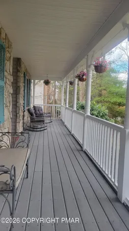 $419,900 | 284 Eastshore Drive, East Stroudsburg, PA 18301