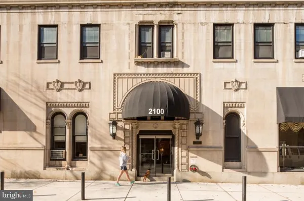 $1,555 | 2100-2 Walnut Street, Unit 8B, Philadelphia, PA 19103