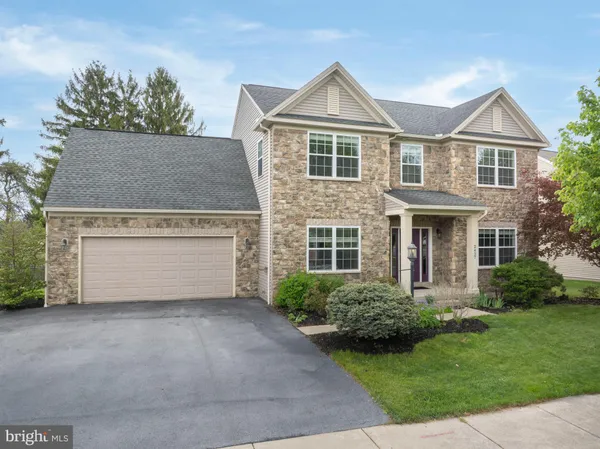 $595,000 | 2427 Saratoga Drive, State College, PA 16801