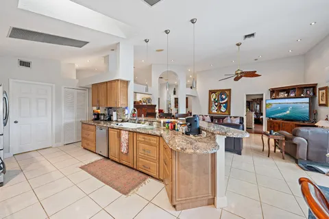 $980,000 | 315 Timberwood Court, Palm Beach Gardens, FL 33418