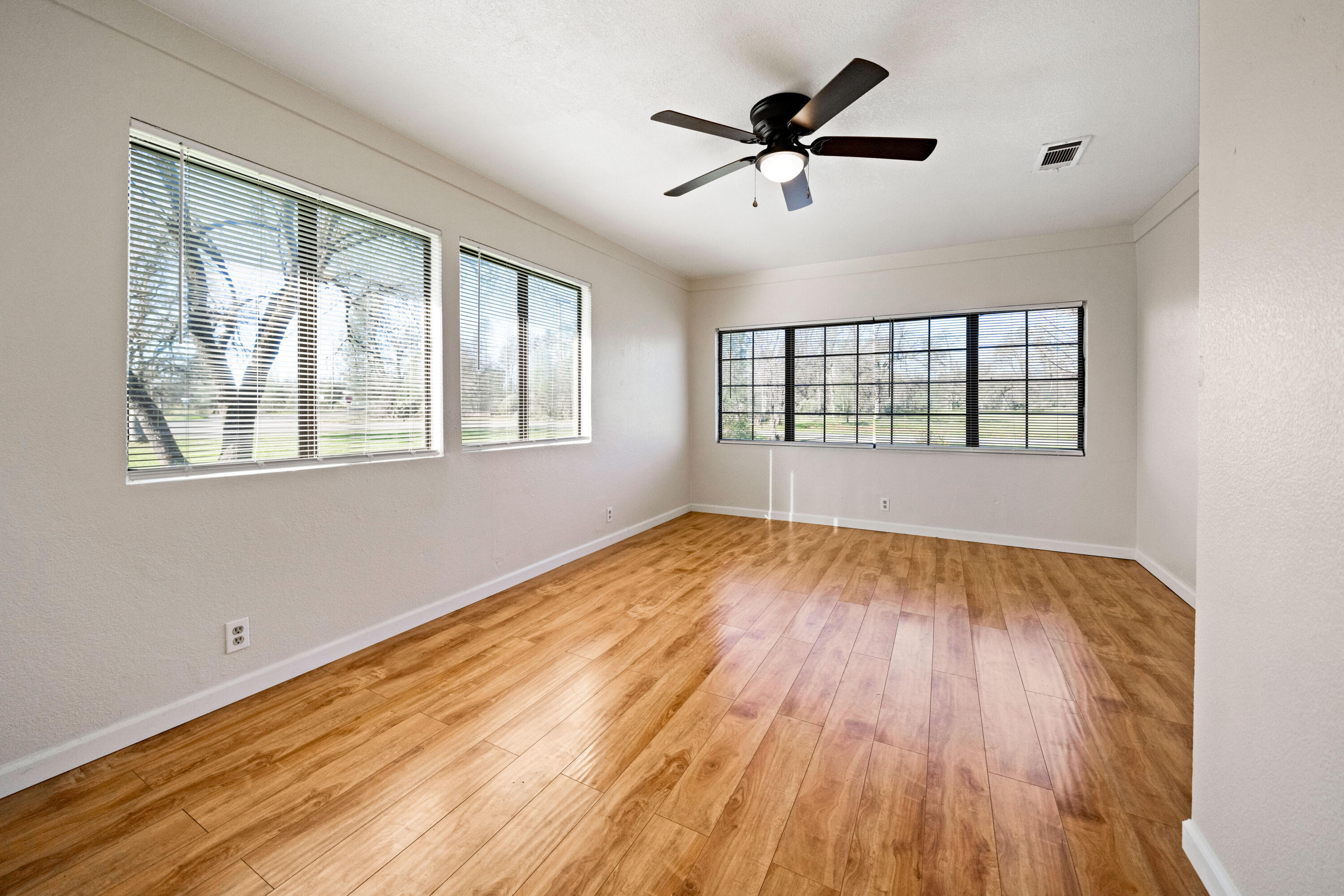 12161 Randolph Road Redding, CA 96003 - Photo 14 of 37 IMG-14