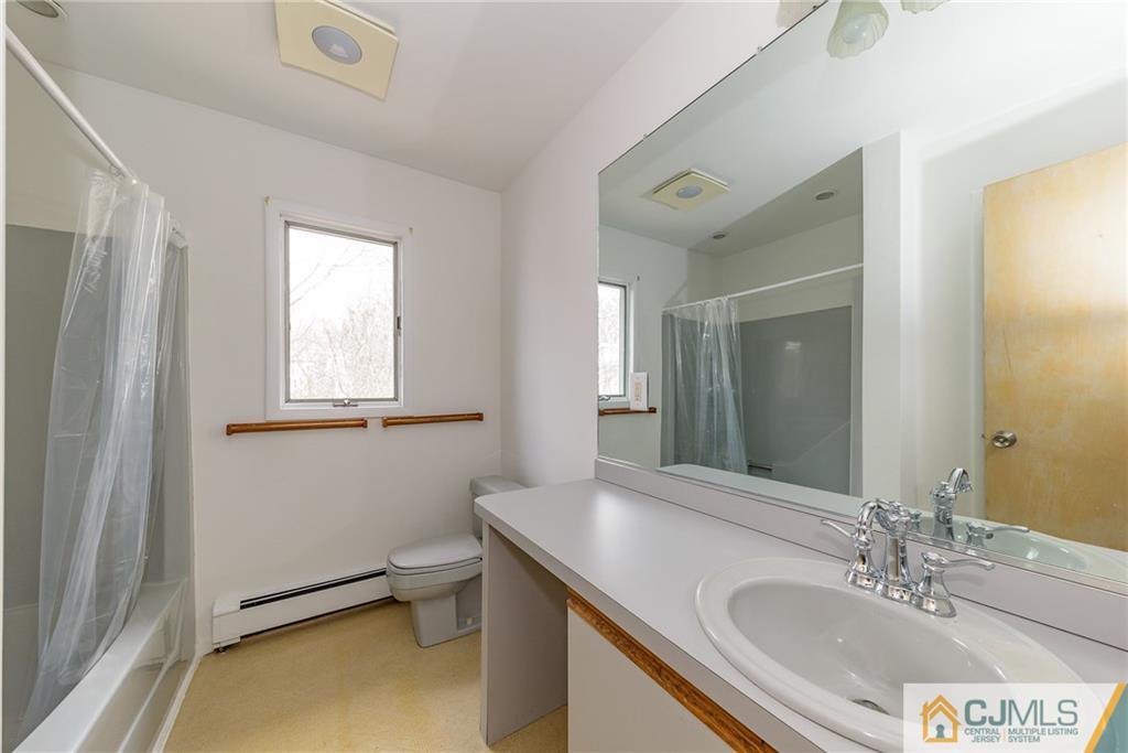 88 Bryant Road Waretown, NJ 08758 - Photo 14 of 25 Gallery Image 14