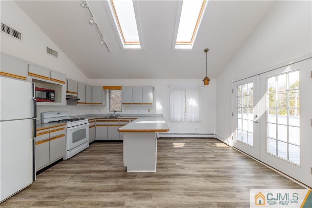 88 Bryant Road Waretown, NJ 08758 - Photo 9 of 25 Gallery Image 9