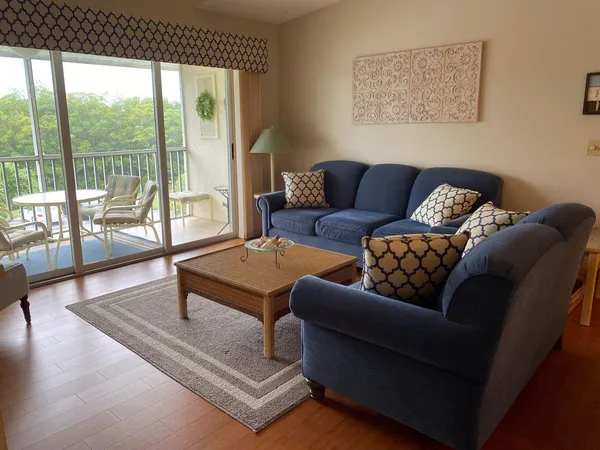 $3,500 | 4468 Northeast Ocean Boulevard, Unit 105B3, Jensen Beach, FL 34957