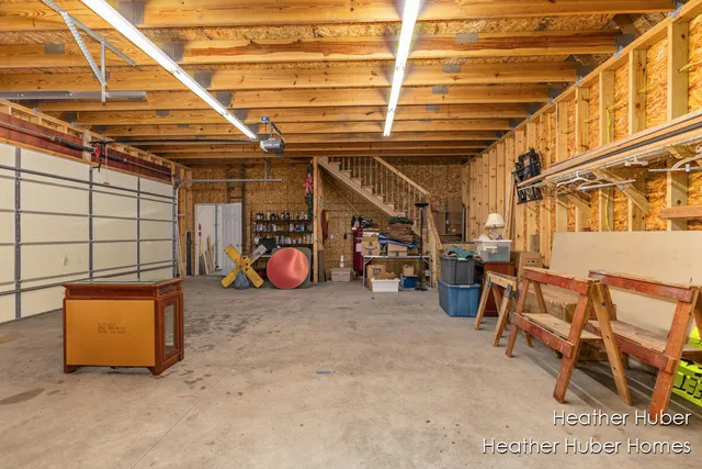 $225,000 | 2919 Beatrice Avenue, Middleville, MI 49333