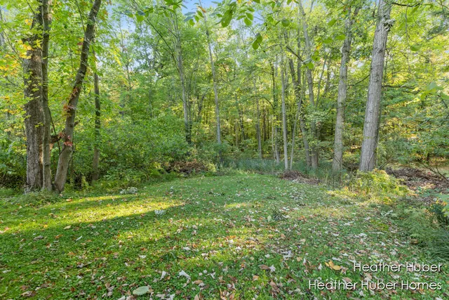 $225,000 | 2919 Beatrice Avenue, Middleville, MI 49333