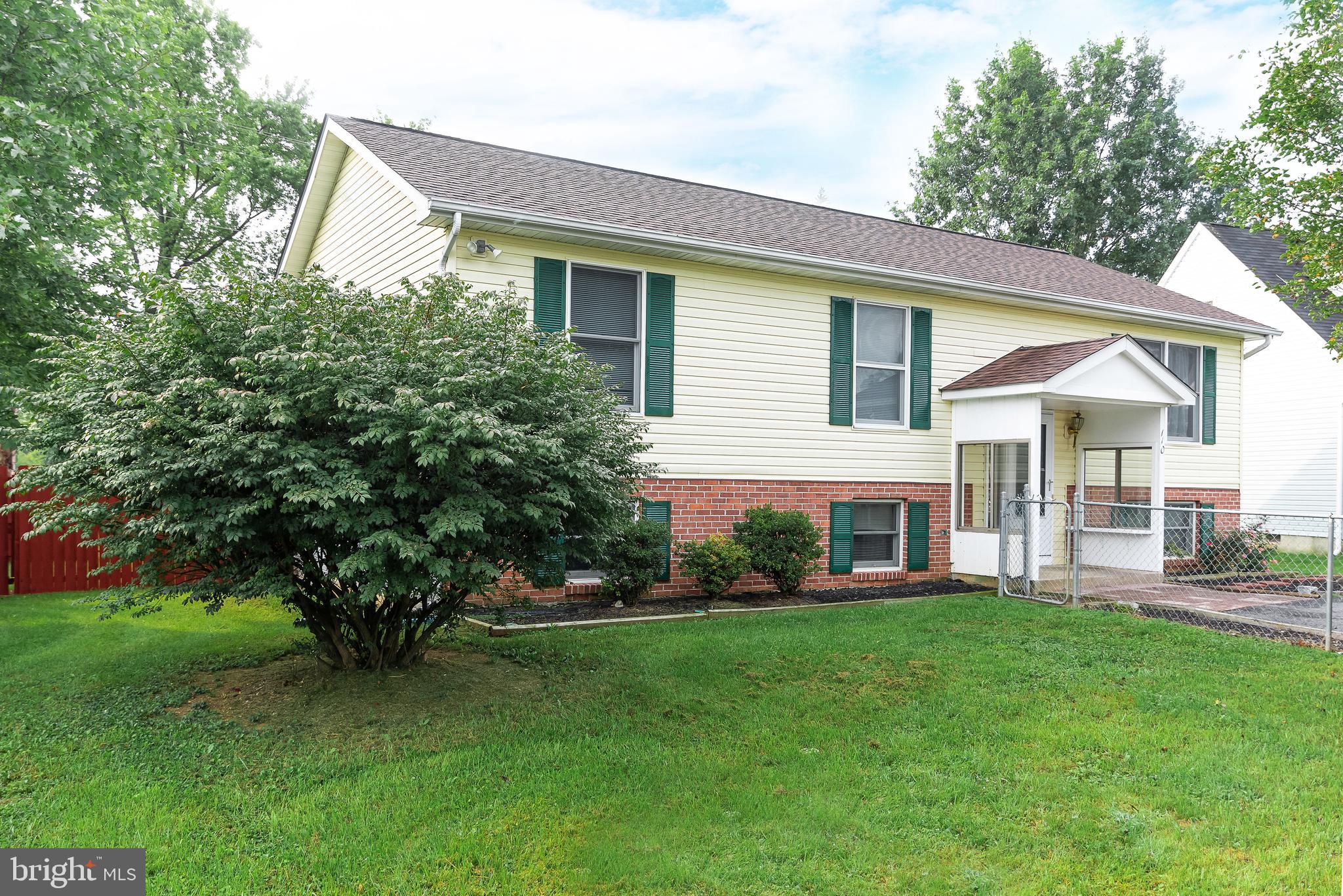 110 Ranson Estates Circle Ranson, WV 25438 - Photo 5 of 62